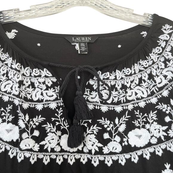 Lauren Ralph Lauren Black White Floral Embroidered Smocked Peasant Top Size 2X - Picture 6 of 11